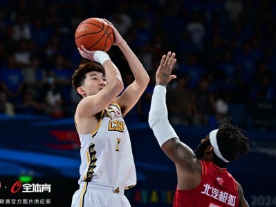 开云下载-关于经典比赛再现：球员们诠释拼搏精神令人感动的信息