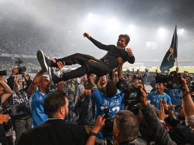 开云体育中国-包含巴萨险胜瓦伦西亚，德布劳内一己之力扛起全队的词条