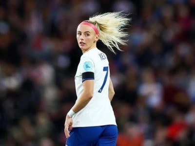 开云体育官网-英格兰国家女子足球队员工获得表彰