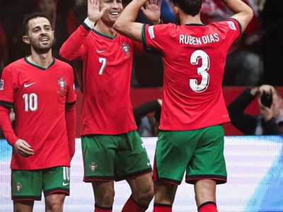 开云体育在线-葡萄牙队成功晋级欧洲联赛半决赛！