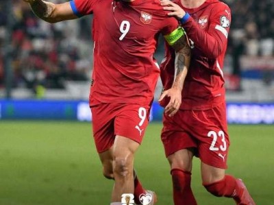 开云下载-罗马尼亚在主场比赛中战胜塞尔维亚