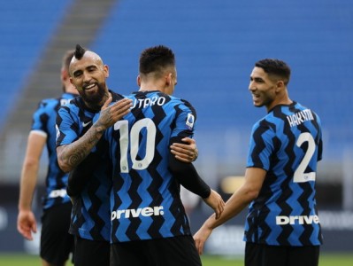 开云体育官方网站-AC米兰完胜希腊，马丁内利扛起全队