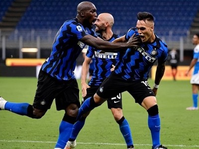 开云APP-千呼万唤胜利至，球队士气高昂的简单介绍