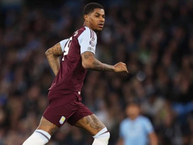 开云体育app-包含华伦西亚客场遭遇两球失利，状态低迷的词条