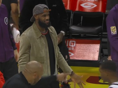 开云体育平台APP-残暴大帽引爆现场气氛，主队士气高涨的简单介绍