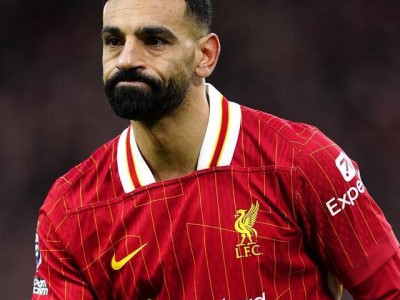 开云下载-利物浦客场告捷，萨拉赫造球成为英超射手王的简单介绍