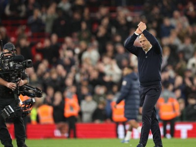 开云体育入口-阿森纳客场逆袭埃弗顿，重返前四