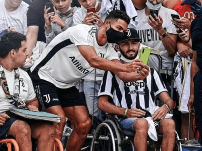 开云体育登录-葡萄牙篮球联赛冠军庆功宴，球队合影留念的简单介绍