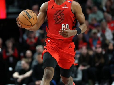 开云体育入口-开拓者惜败雷霆，遭遇两连败