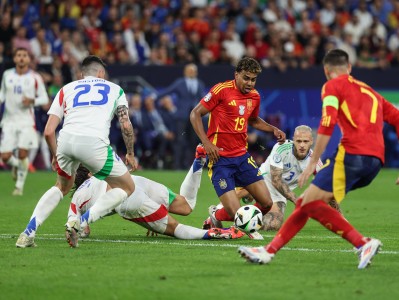 开云体育中国-欧国联赛：意大利队在比赛中脱颖而出