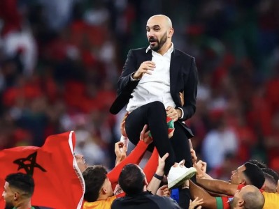 开云体育登录-KT轻取TL，Inspired开启传奇时刻半决赛3:0（广州）