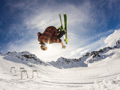 开云官网-红布斗牛舞，欧冠淘汰赛，巴萨如何成为荷兰足球的优雅收割者