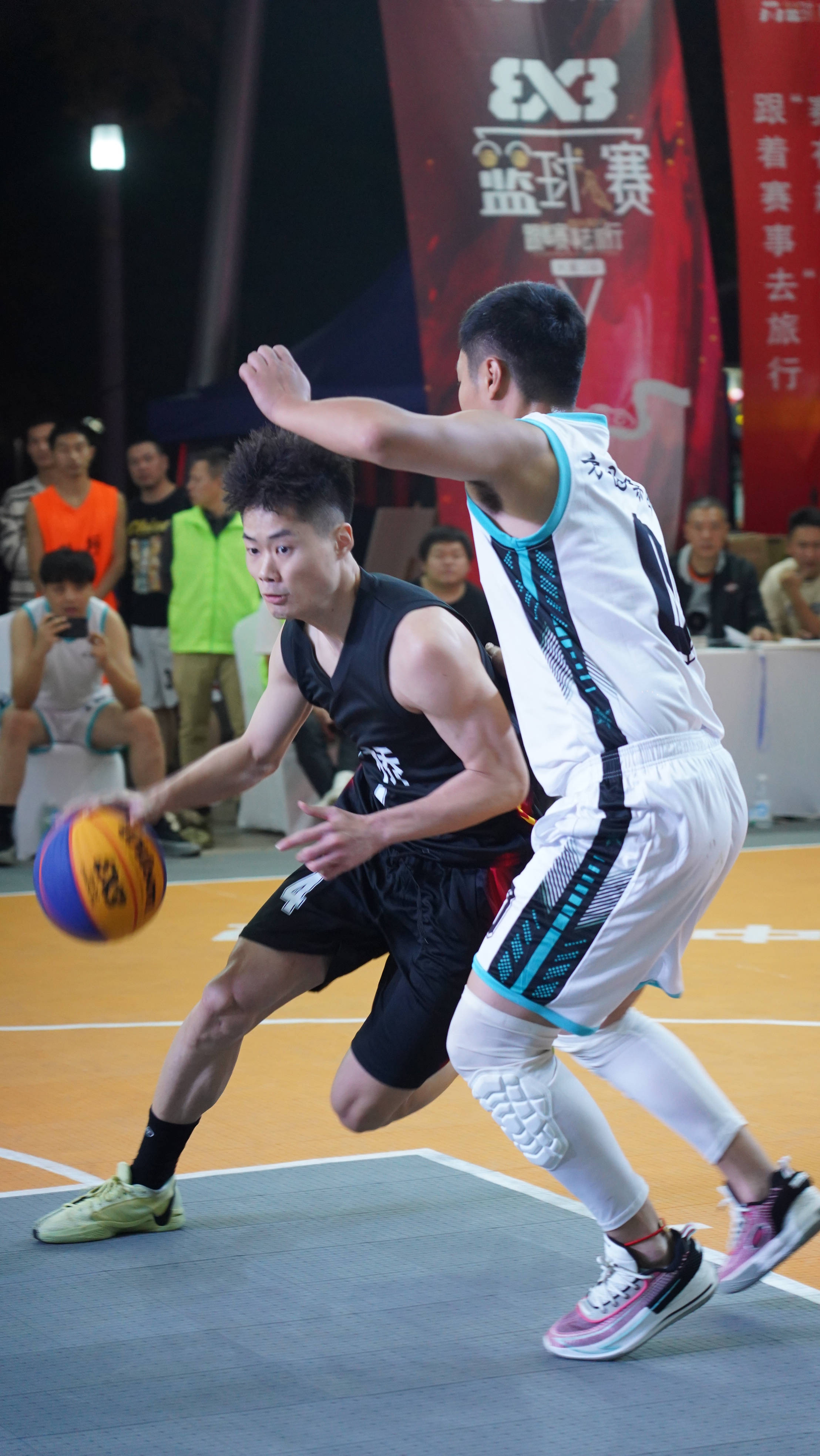 身临其境感受篮球比赛的精彩绝伦的简单介绍