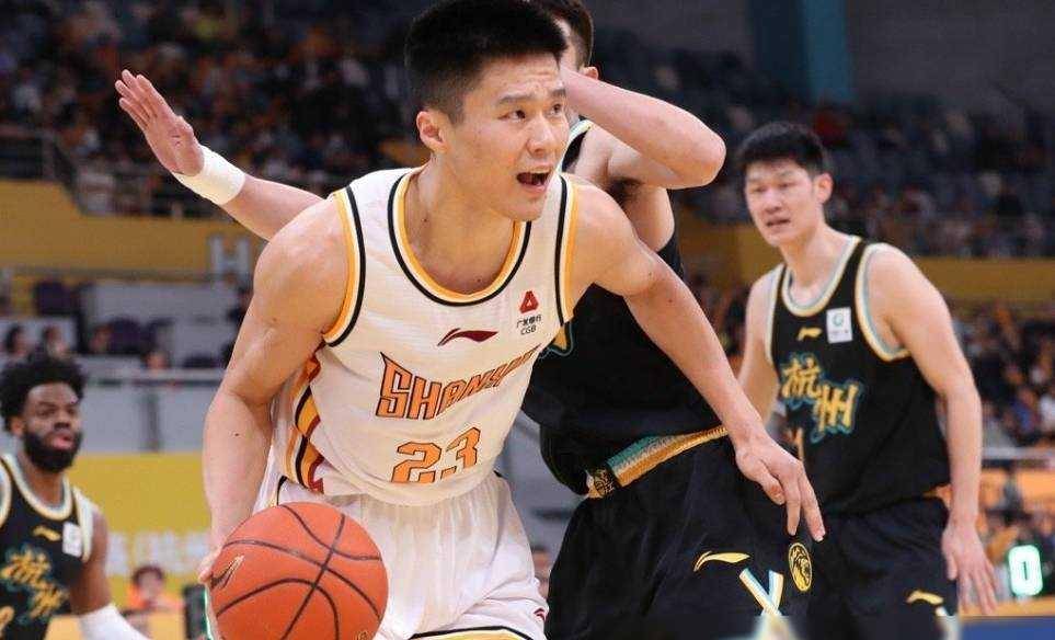 关于职业篮球比赛近况:广厦队努力积分争夺前位的信息 关于职业篮球比赛近况:广厦队努力积分争夺前位的信息