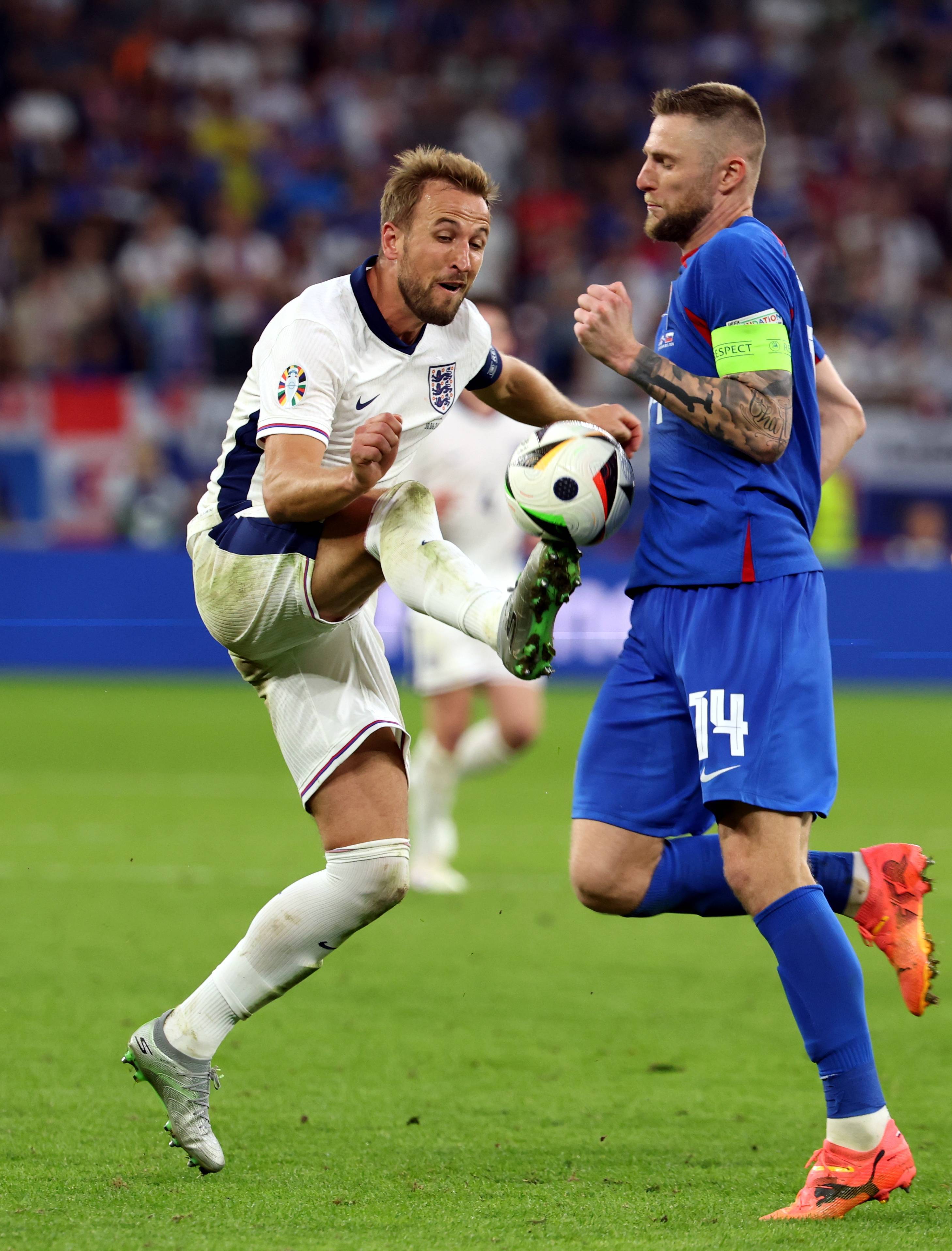 英格兰队在对阵斯洛伐克的比赛中获胜 英格兰队在对阵斯洛伐克的比赛中获胜