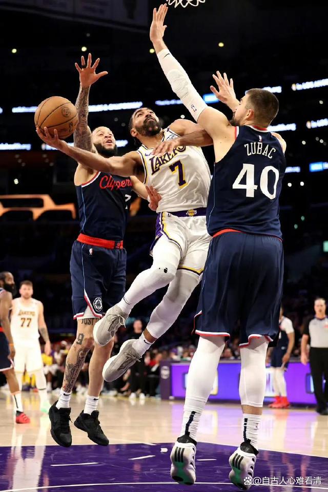 包含湖人失利憾负快船——霍乡仍孤掌难鸣场面难以掌控的词条 包含湖人失利憾负快船——霍乡仍孤掌难鸣场面难以掌控的词条