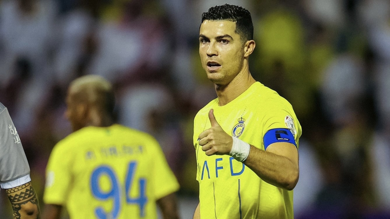 爵士连胜加一突破巅峰取得胜利的简单介绍 爵士连胜加一突破巅峰取得胜利的简单介绍