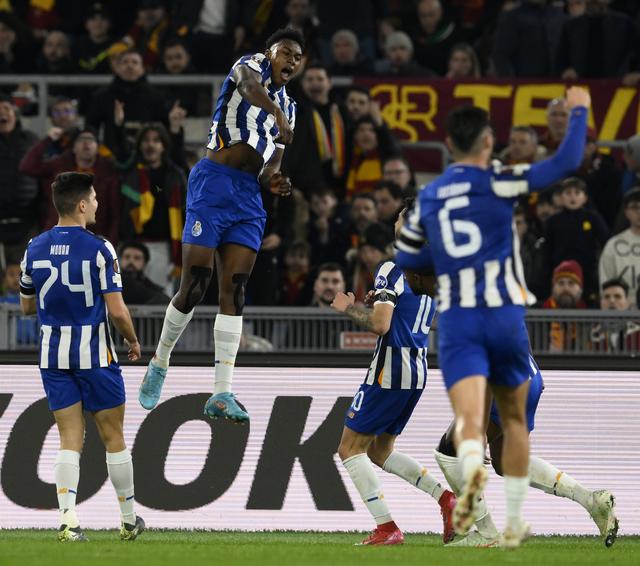 罗马中场状态回暖,助力球队连胜的简单介绍 罗马中场状态回暖,助力球队连胜的简单介绍