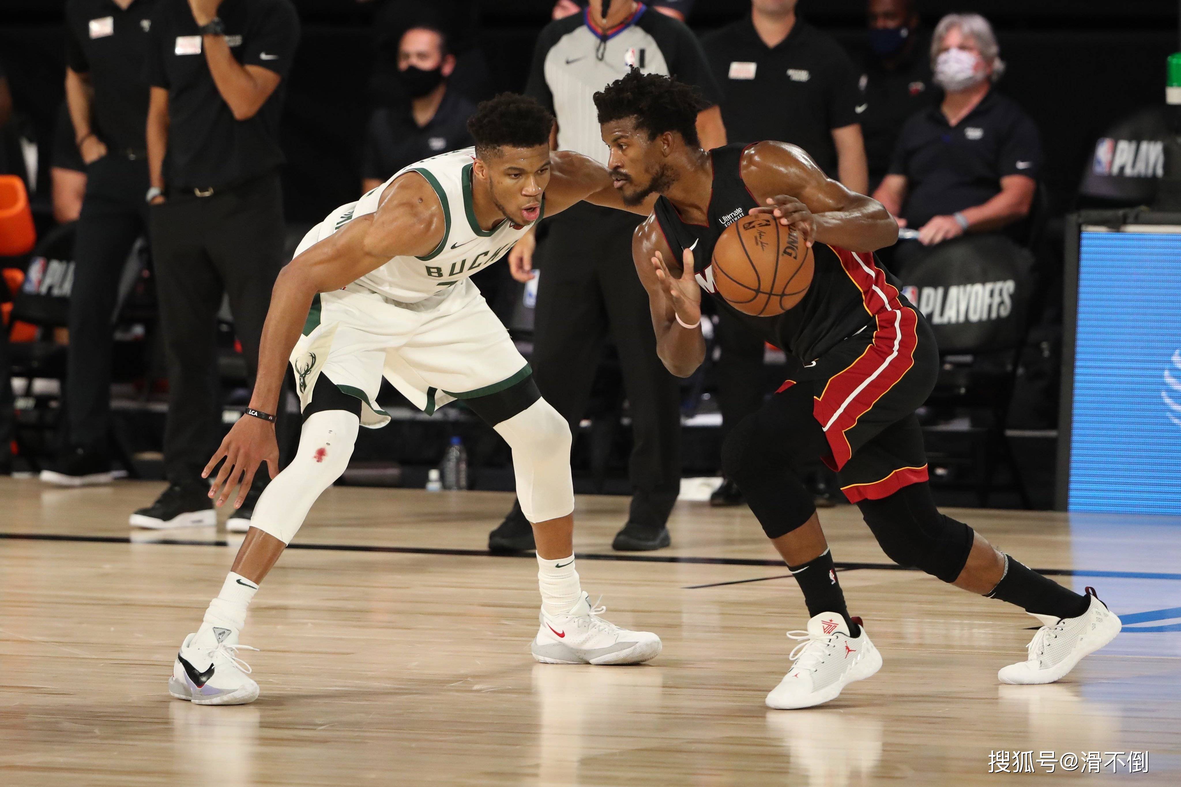 雄鹿遭遇连败,字母哥表现低迷惹争议 雄鹿遭遇连败,字母哥表现低迷惹争议