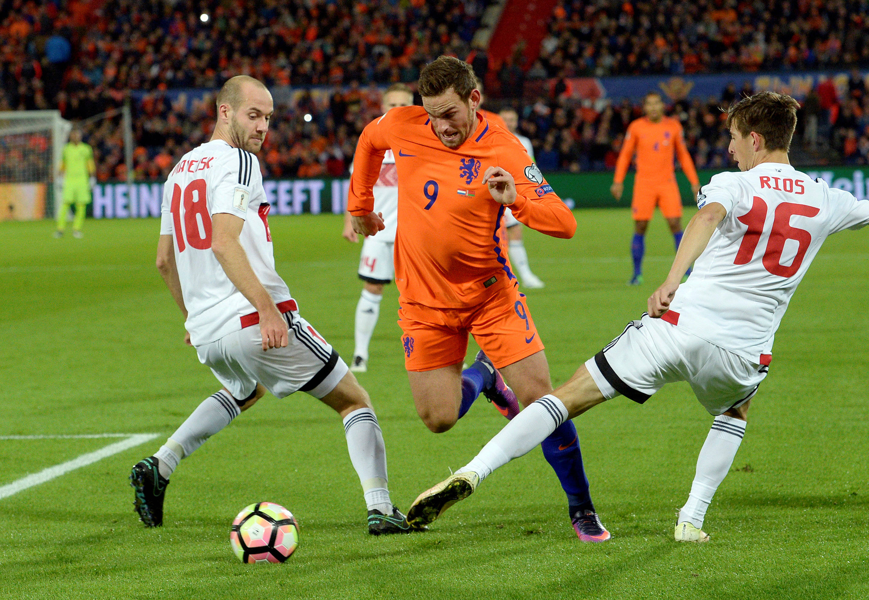 包含荷兰队客场战胜德国队,欧预赛小组前景乐观的词条 包含荷兰队客场战胜德国队,欧预赛小组前景乐观的词条