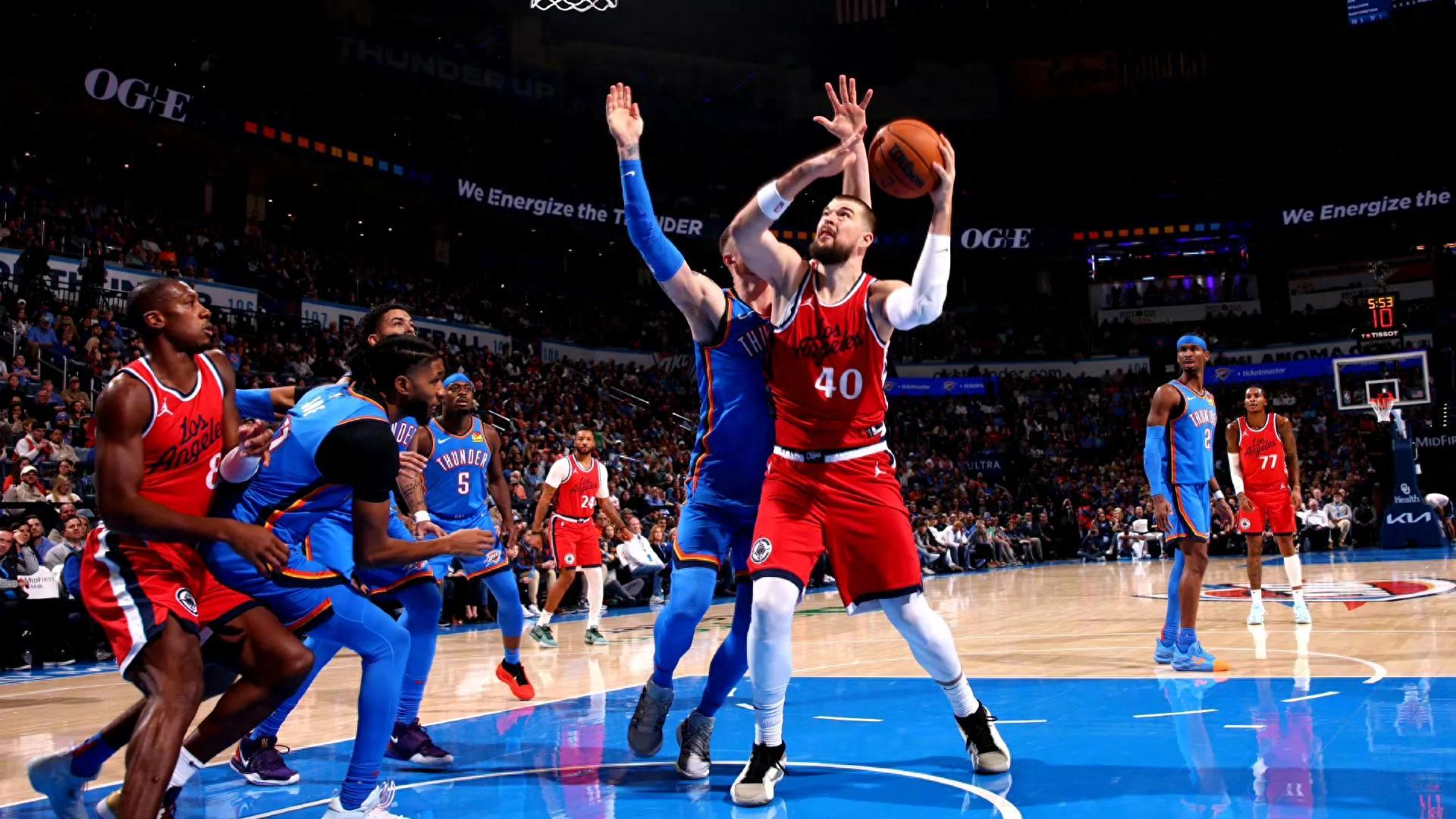 NBA常规赛再掀风波精彩比赛打破记录赛季仍未谢幕的简单介绍 NBA常规赛再掀风波精彩比赛打破记录赛季仍未谢幕的简单介绍