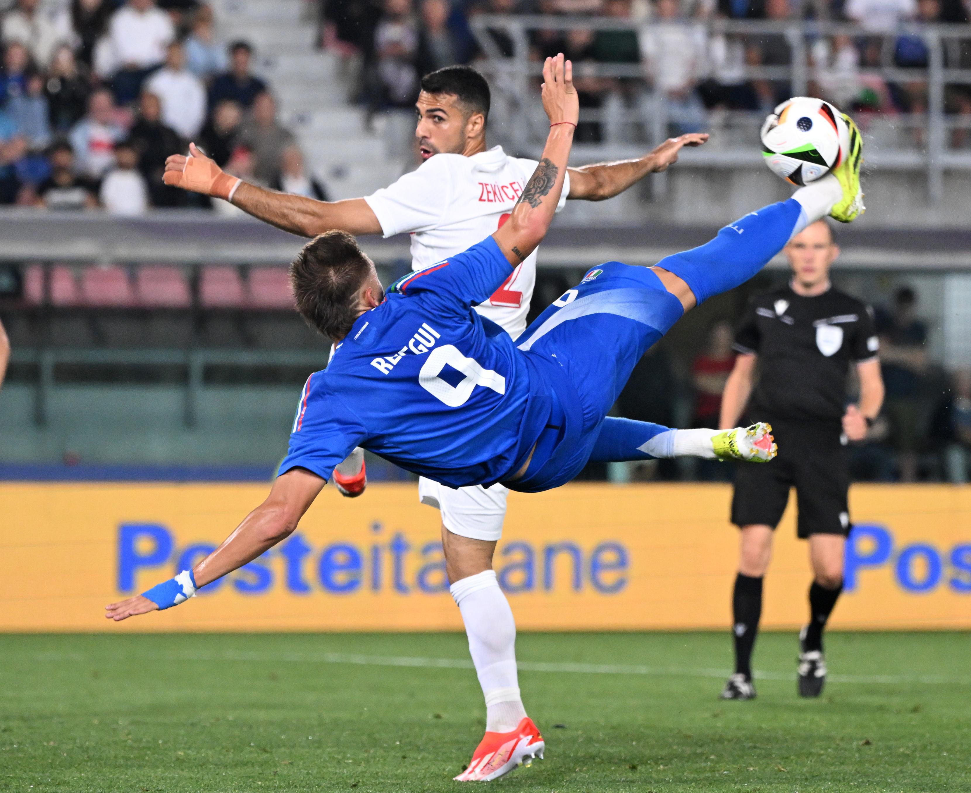 意大利国家队客场战平,稳固欧洲杯资格的简单介绍 意大利国家队客场战平,稳固欧洲杯资格的简单介绍