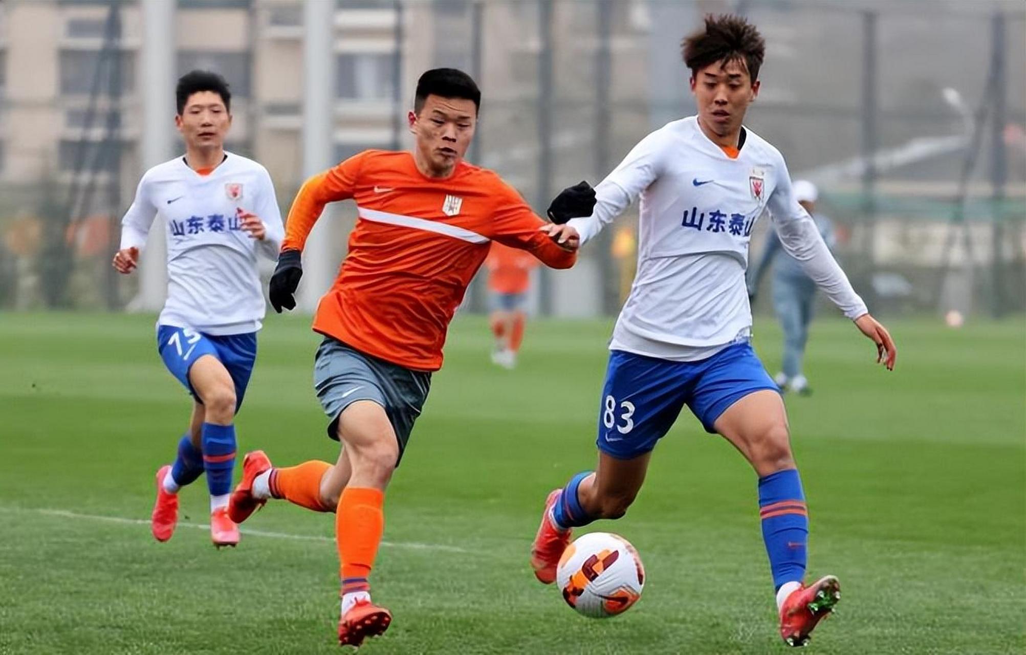 山东鲁能士气高涨，一鼓作气赢得比赛的简单介绍