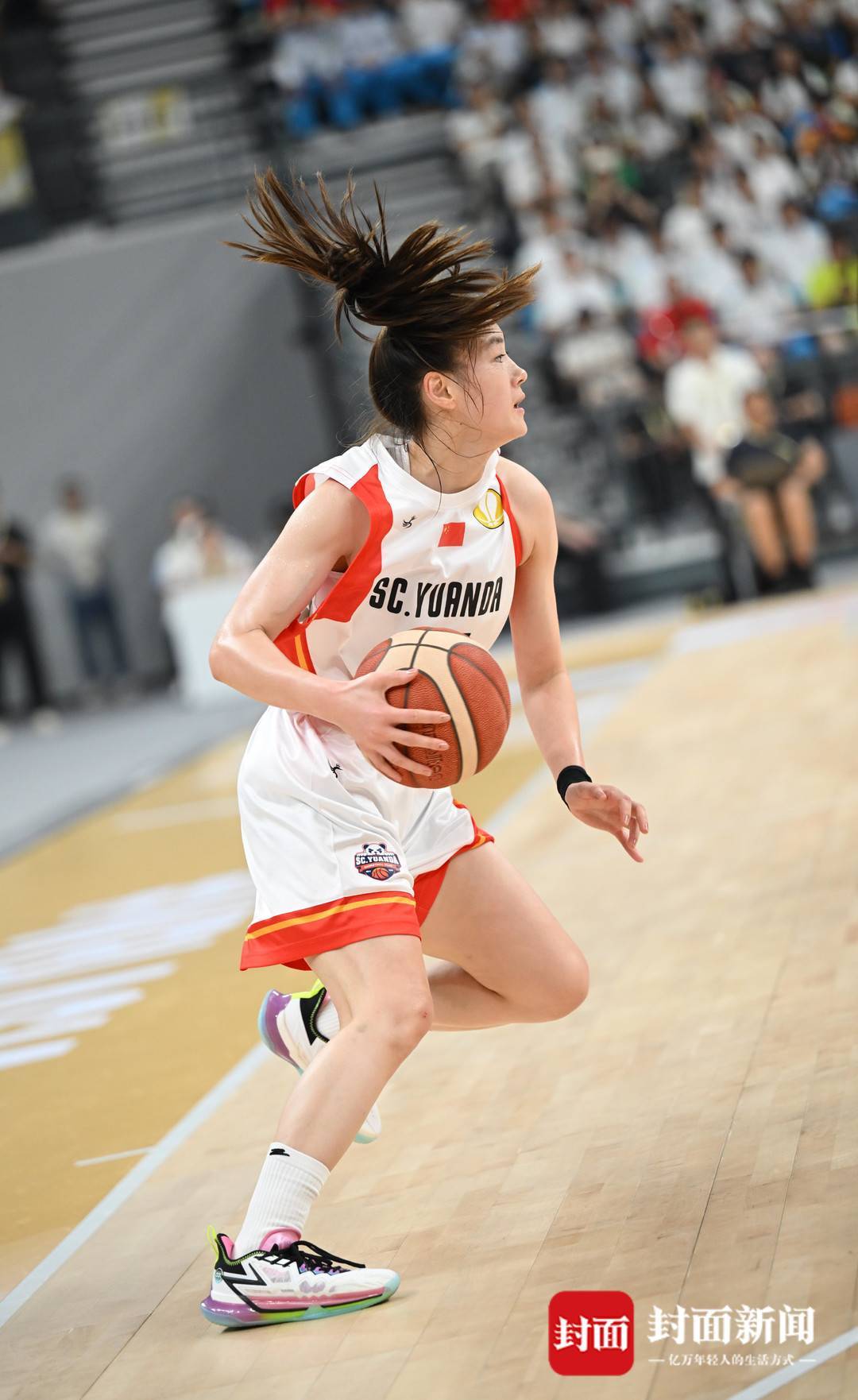 关于亚洲篮球赛事决出强劲球队，比赛进程精彩纷呈的信息