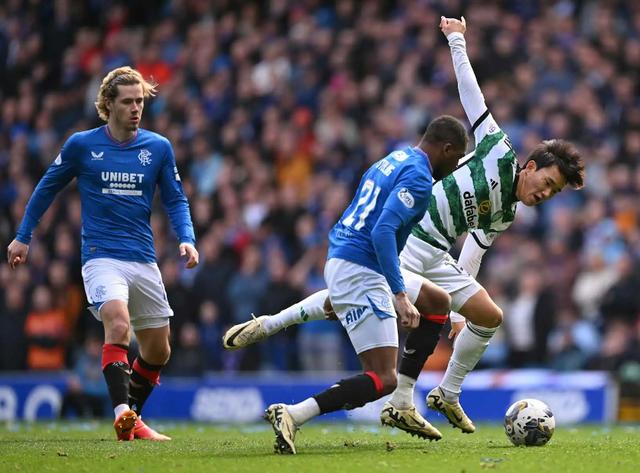 包含多特蒙德经历加时赛逆转,成功挺进下一轮的词条 包含多特蒙德经历加时赛逆转,成功挺进下一轮的词条