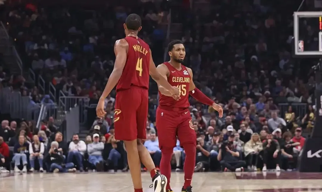 克利夫兰骑士大胜奇才当纳什荣耀复出的简单介绍