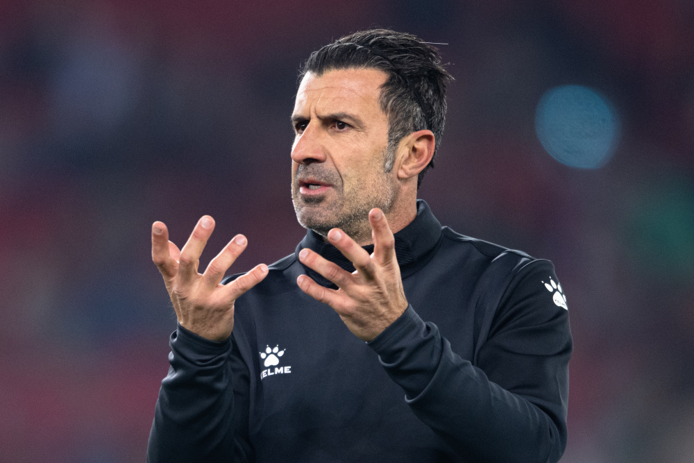 足球界新闻传遍全球,球员积极备赛 足球界新闻传遍全球,球员积极备赛