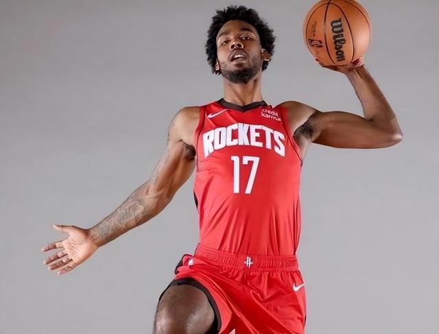 休斯顿火箭队主力球员宣布休战，球队备战压力不小的简单介绍