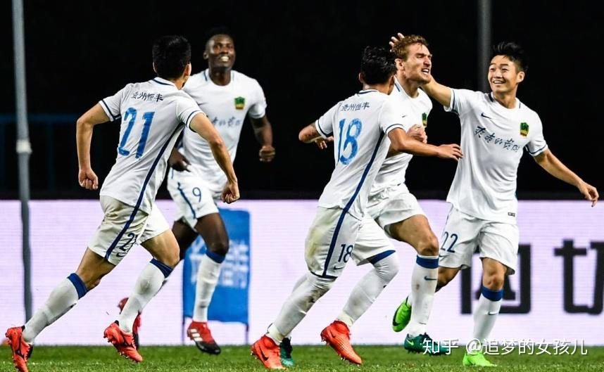 广州富力主场大胜青岛黄海,提升排名的简单介绍 广州富力主场大胜青岛黄海,提升排名的简单介绍