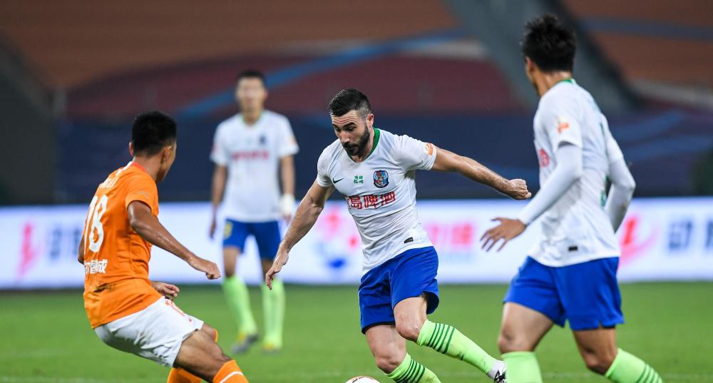 广州富力主场大胜青岛黄海,提升排名的简单介绍 广州富力主场大胜青岛黄海,提升排名的简单介绍