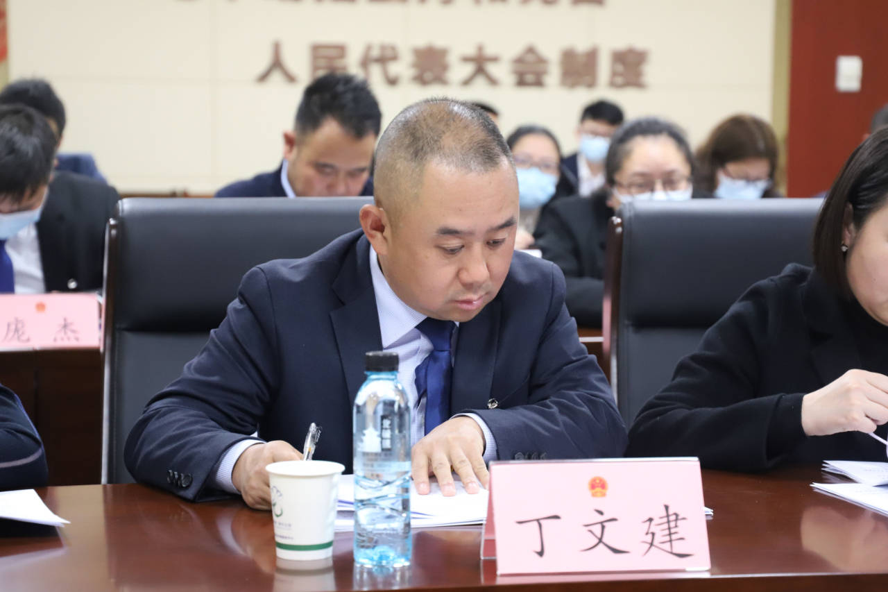 青岛黄海取得关键胜利,提振球队信心 青岛黄海取得关键胜利,提振球队信心