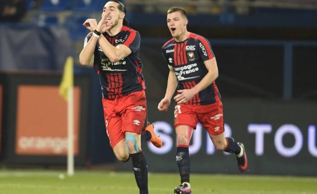 包含克莱蒙主场战平波尔多,主场保持不败的词条 包含克莱蒙主场战平波尔多,主场保持不败的词条