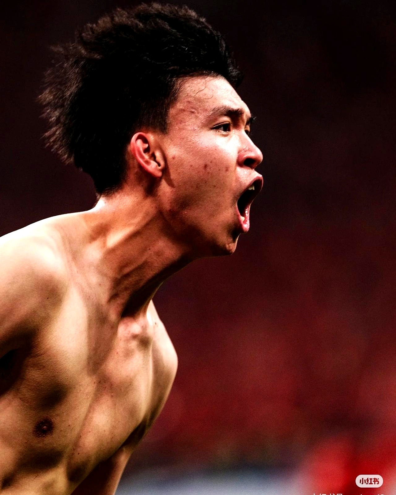 新秀球员崭露头角,上演绝杀一幕 新秀球员崭露头角,上演绝杀一幕