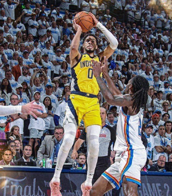 包含生死时刻，球员挺身而出，助球队突围的词条