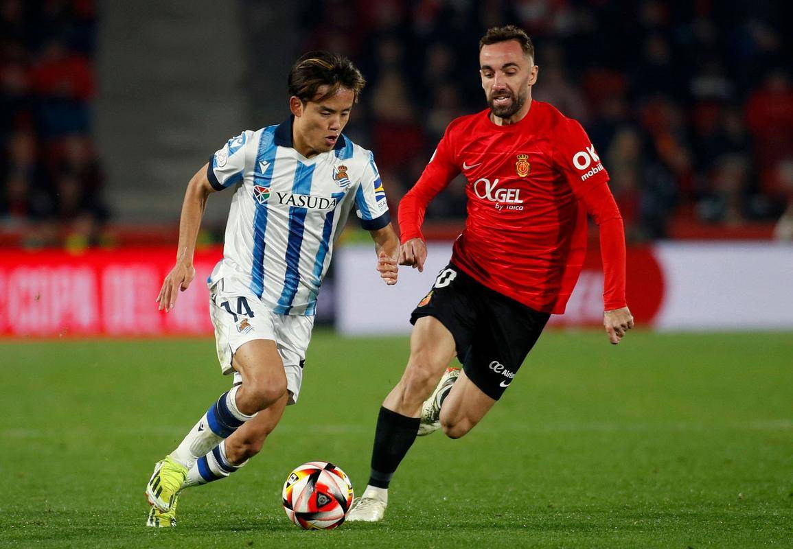 包含马德里竞技再战平，出线形势恶化的词条