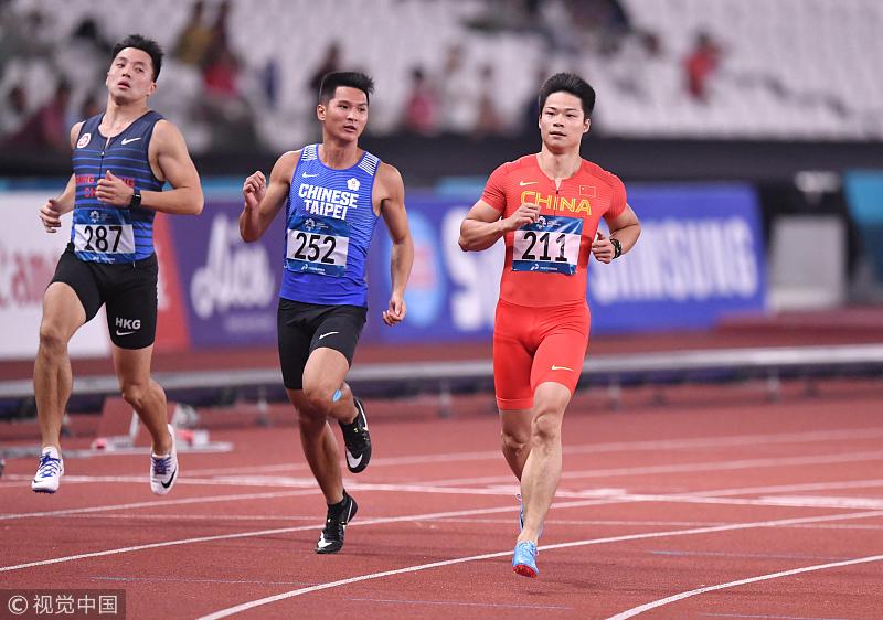 美国运动员在田径赛拔得头筹 美国运动员在田径赛拔得头筹