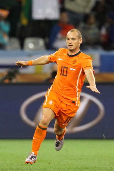 荷兰队迎战乌拉圭,争取胜利 荷兰队迎战乌拉圭,争取胜利