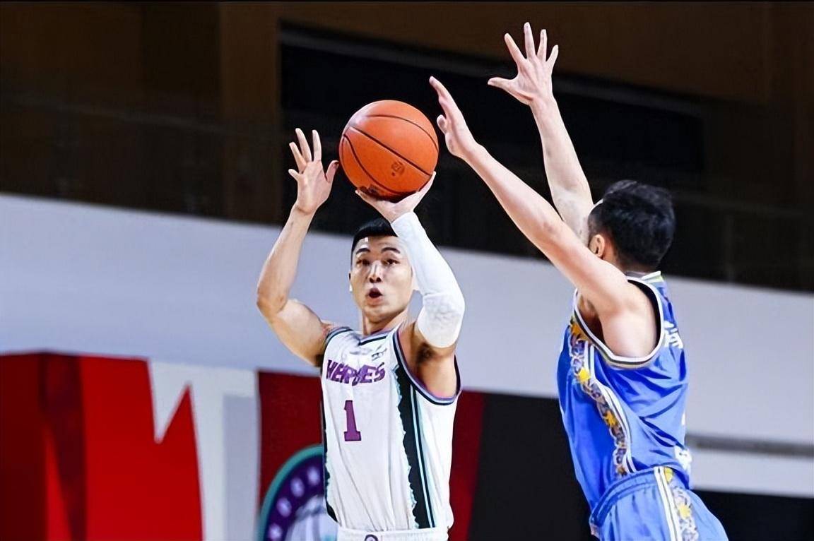 关于北京男篮优势突出备战半决赛,实力抢眼!的信息 关于北京男篮优势突出备战半决赛,实力抢眼!的信息