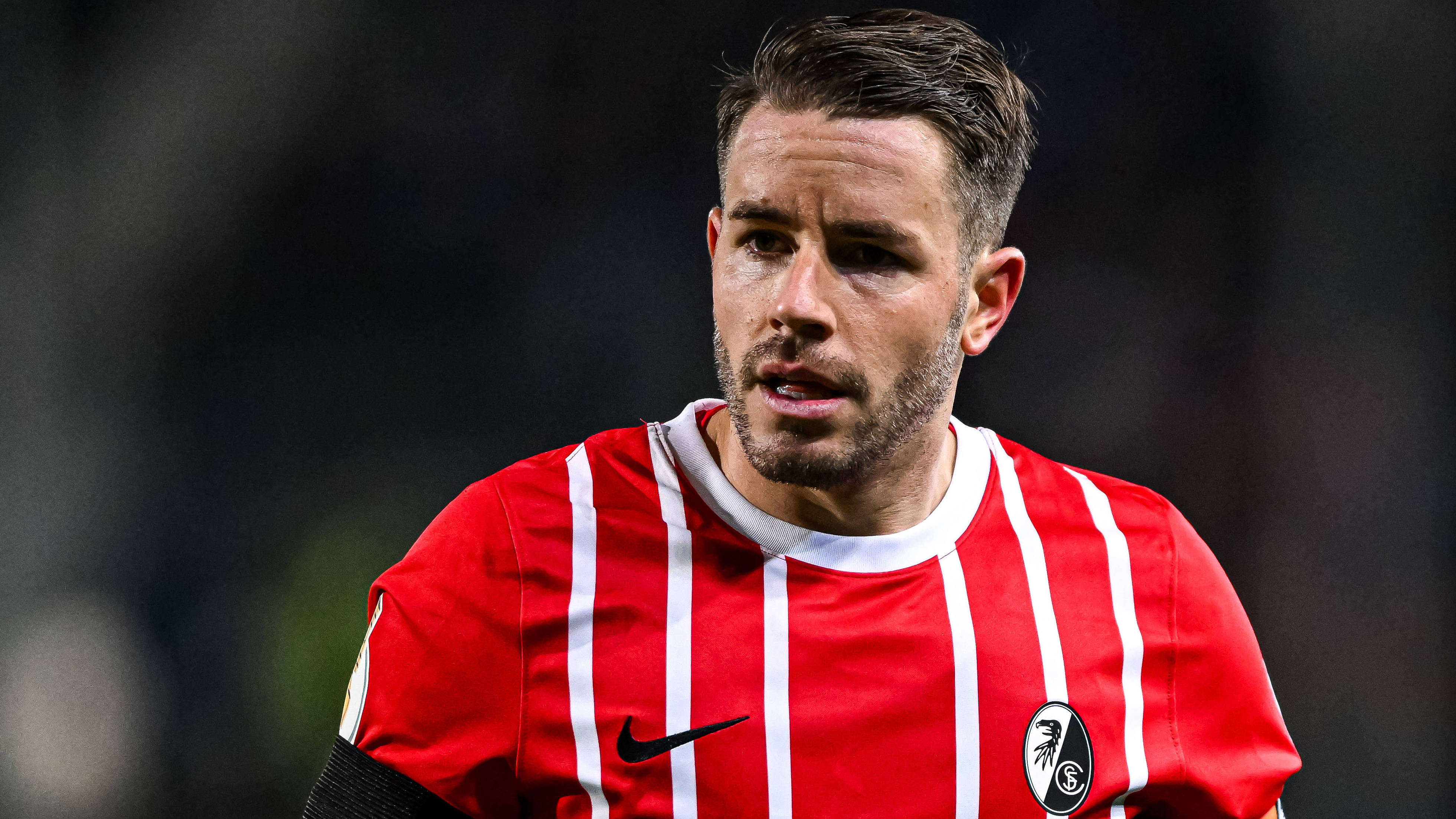 沃尔夫斯堡主场憾负弗赖堡,失去领头羊位置的简单介绍 沃尔夫斯堡主场憾负弗赖堡,失去领头羊位置的简单介绍