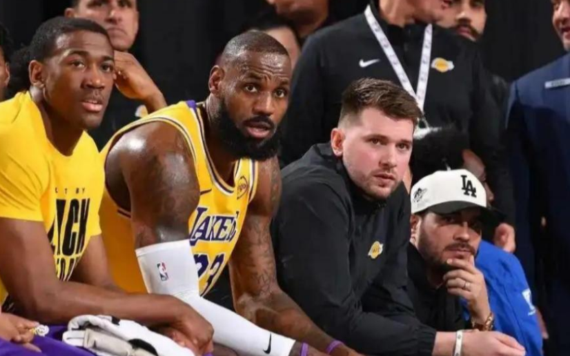 开拓者惜败雷霆，遭遇两连败