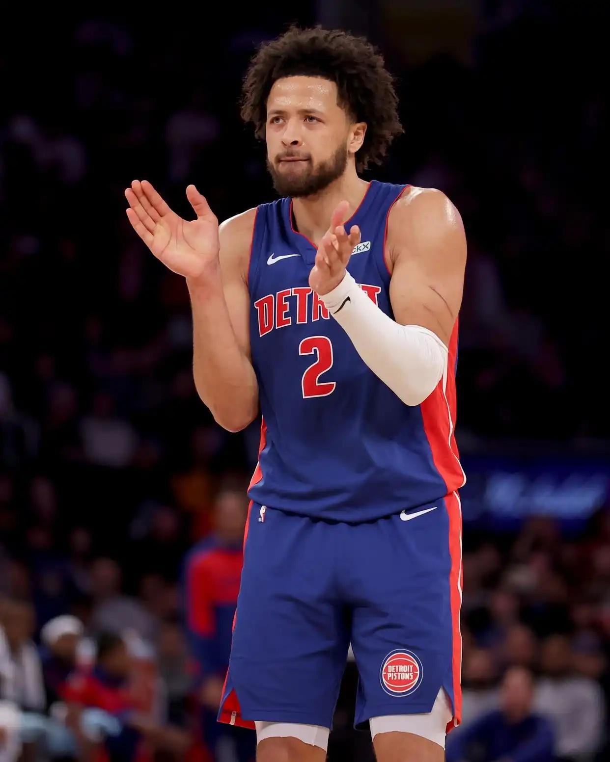 骑士客场力克活塞,完成逆袭 骑士客场力克活塞,完成逆袭