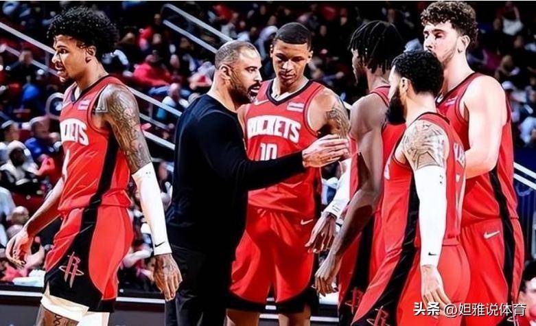 火箭战胜尼克斯,理查德斯全面发挥。 火箭战胜尼克斯,理查德斯全面发挥。