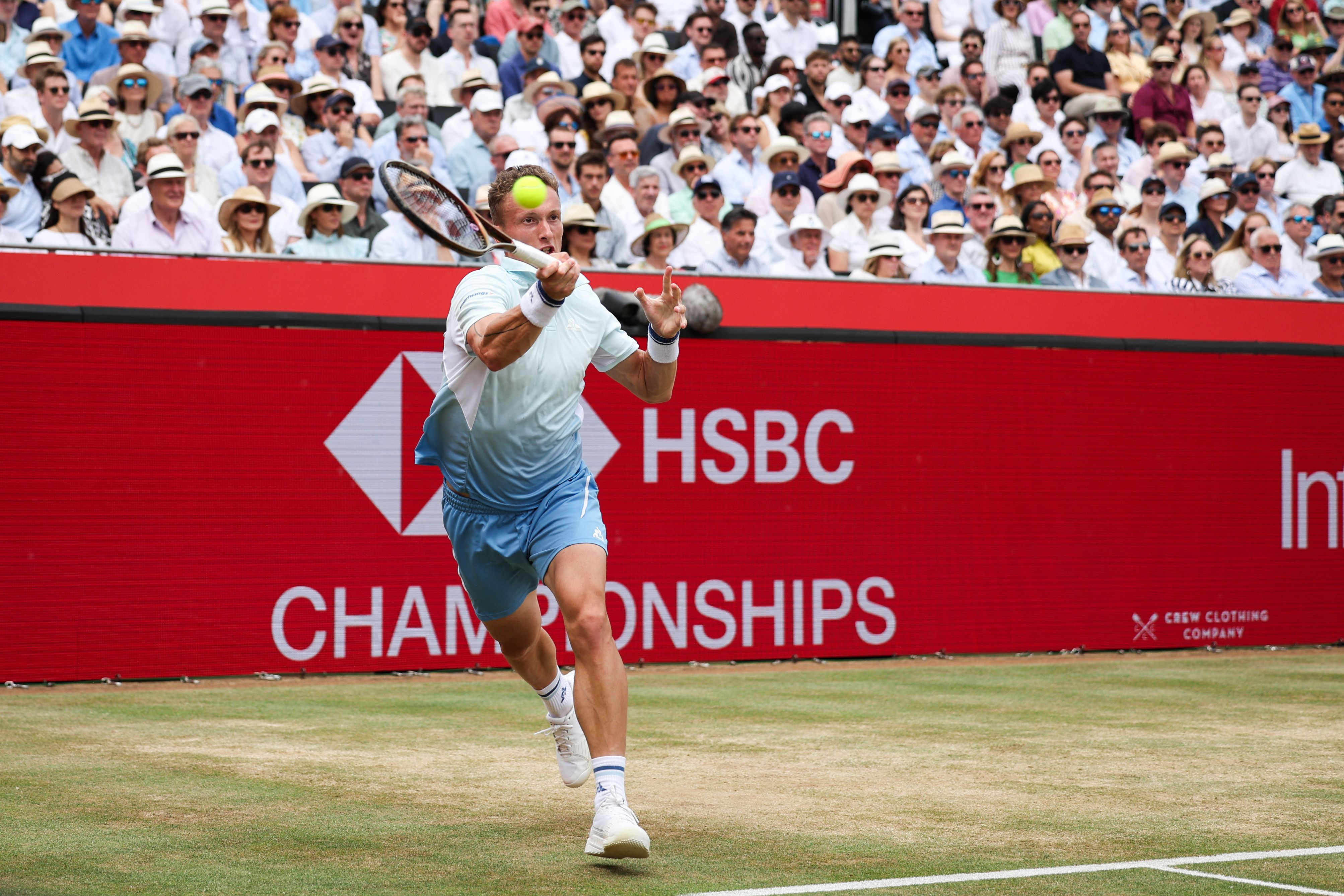 英国网球队轻取法国网球队,阿尔卡拉斯送出助攻 英国网球队轻取法国网球队,阿尔卡拉斯送出助攻