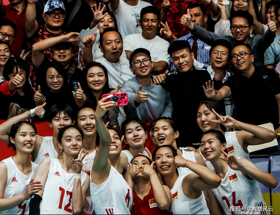中国队力克法国队，桃田贤斗带队取胜