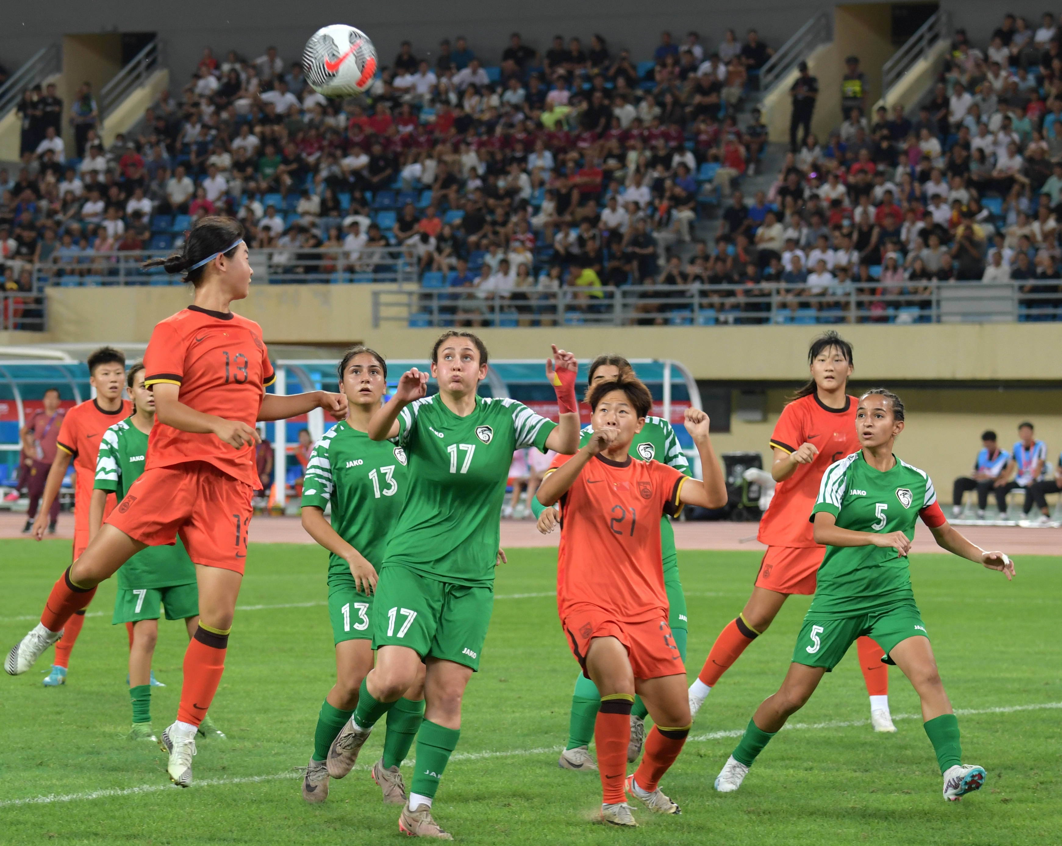 印度尼西亚女足艰难晋级小组赛