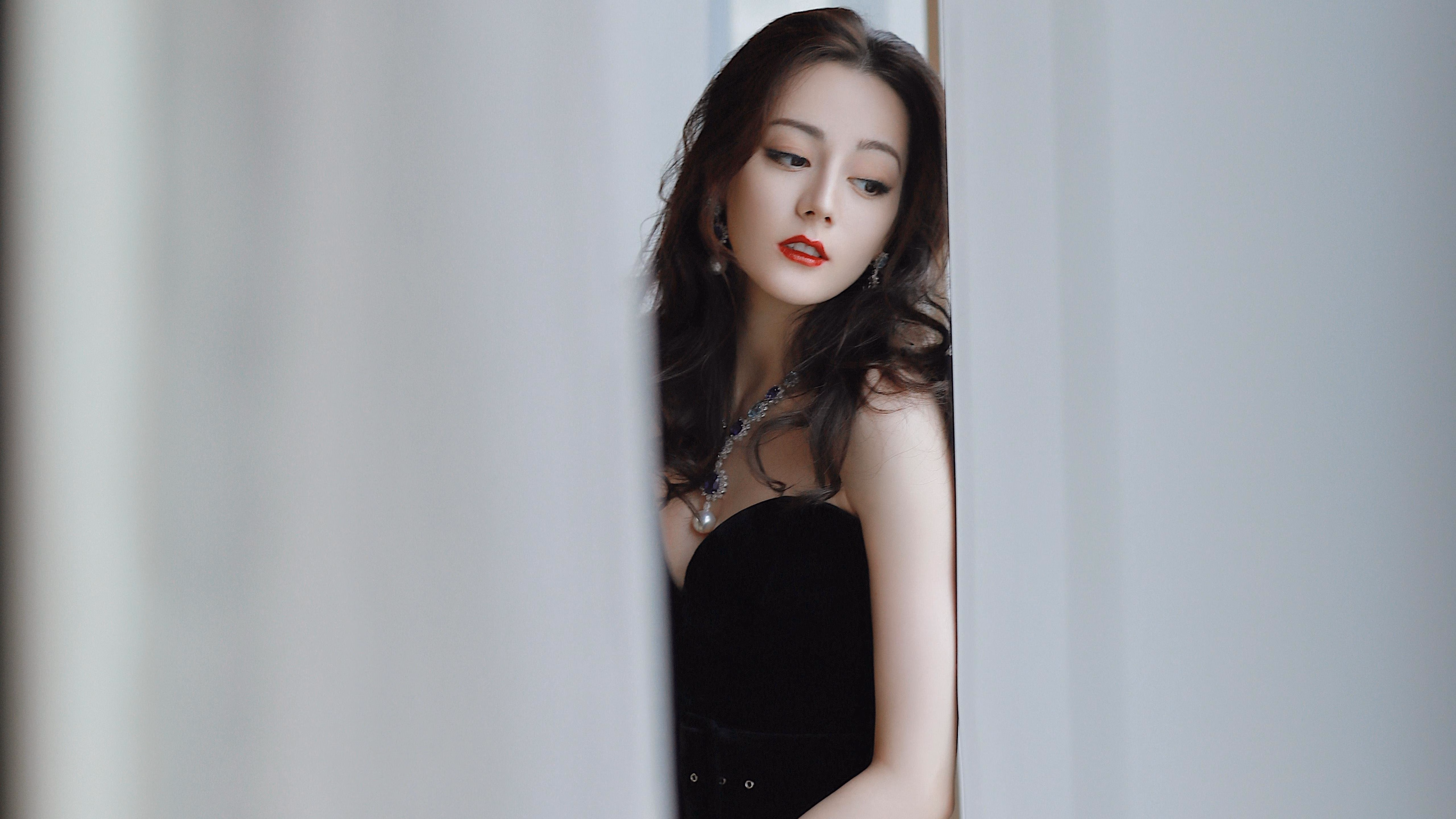 加维独舞摩纳哥，关键三连击击沉新西兰巨人